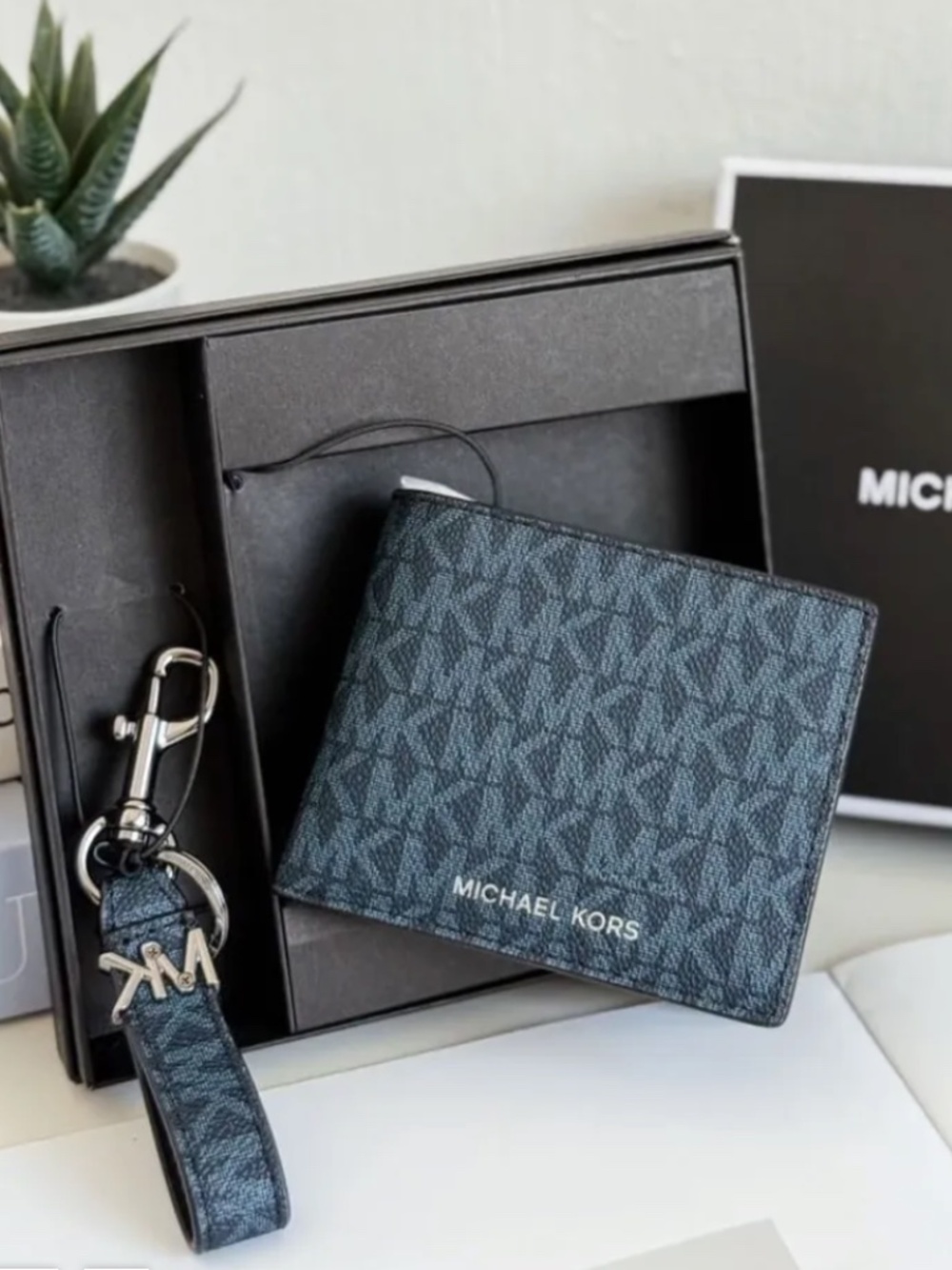 Michael Kors Blue Logo Wallet & Keychain Set